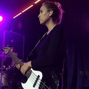 Meet your Posher, Cristiane